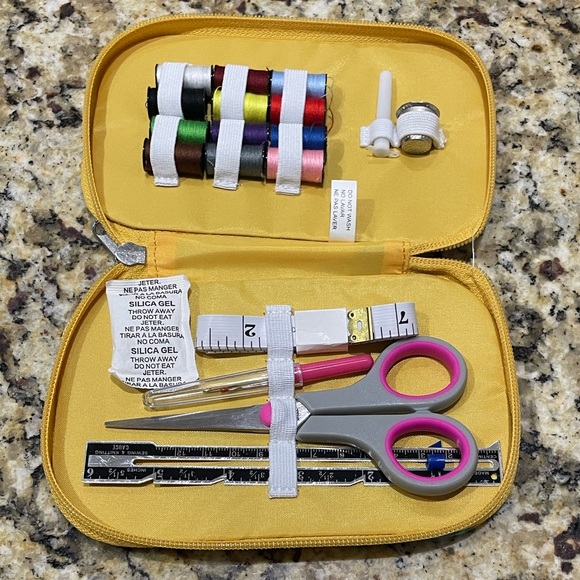 Sewing Kit - Picture 4 of 4